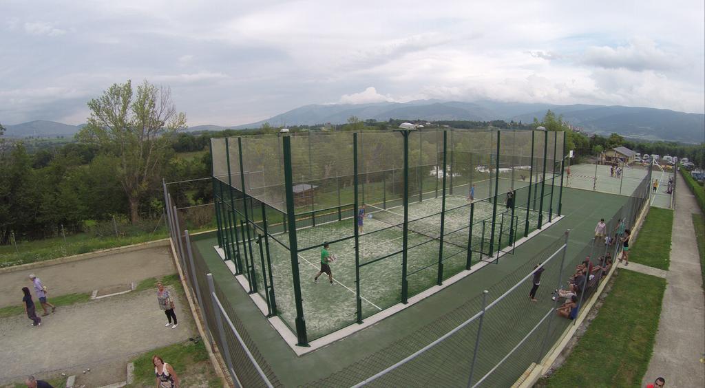 Bungalows Pirineus Guils de Cerdaña エクステリア 写真